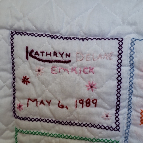 Vintage Cross Stitch Quilt. Baby Blanket. Alphabet - Picture 13 of 17